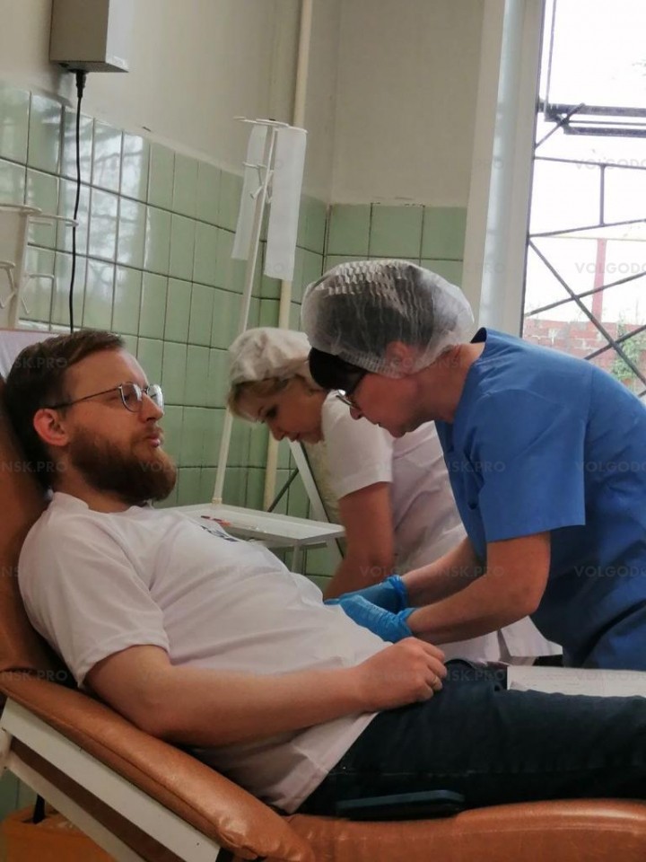 В Волгодонске сотрудники Ростовской АЭС сдали кровь в День донора