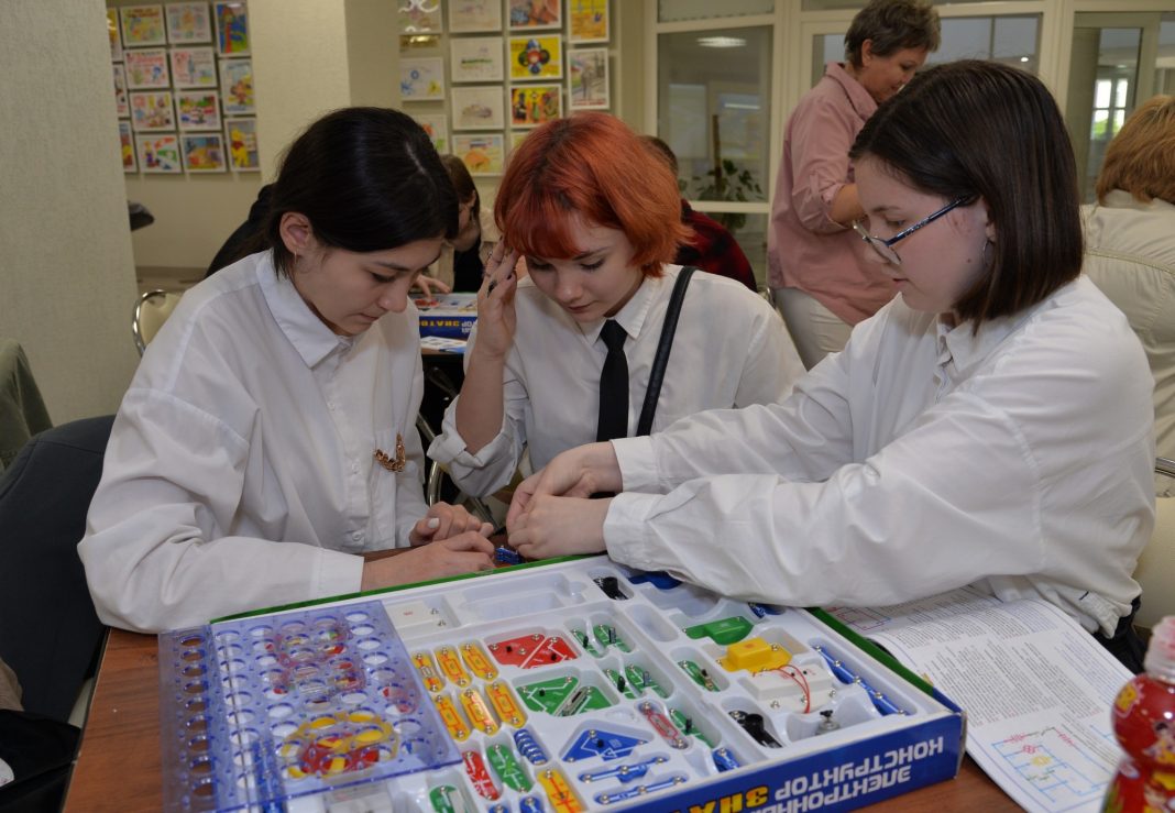 Атомщики организовали для школьников Волгодонска фестиваль занимательной науки