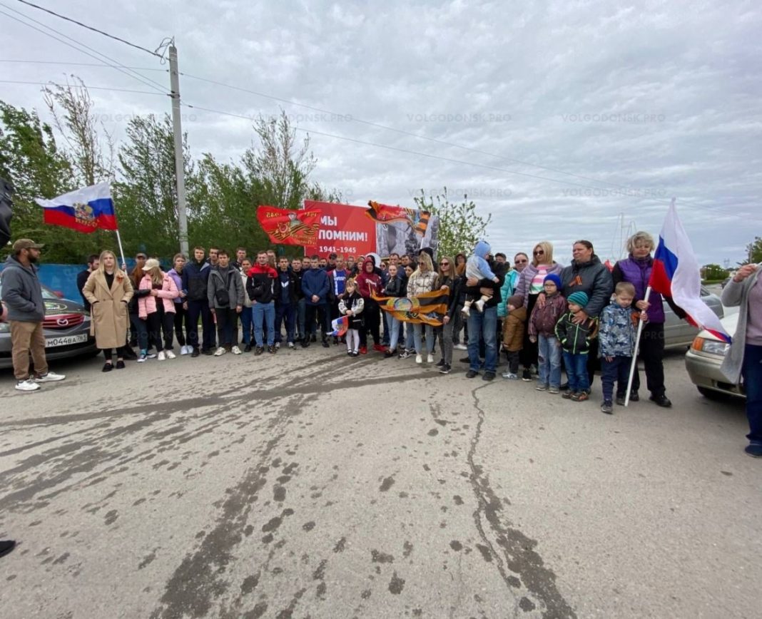 Волгодонск – Романовская: водители провели автопробег в честь Дня Победы