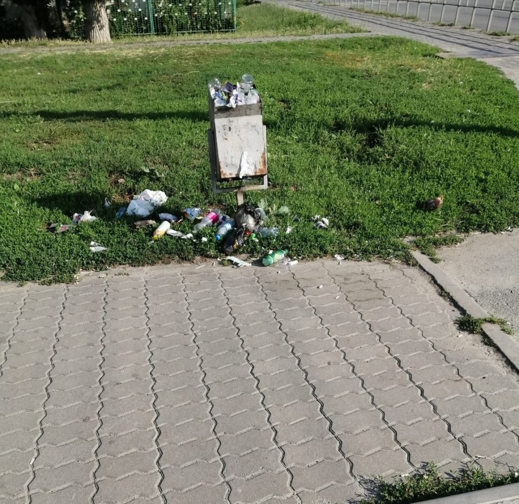Дежурный по Волгодонску. Уже неделю не могут убрать мусор