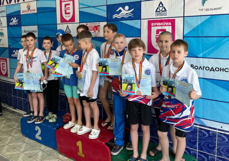Юные пловцы Волгодонска достойно выступили на областном турнире